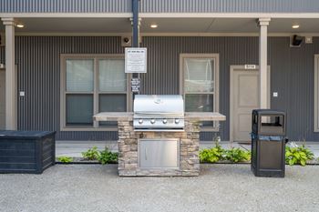 Grilling/picnic areas
